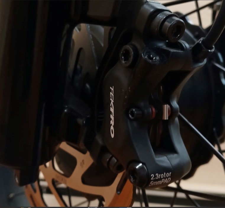Tektro 4-piston hydraulic disc brake close-up